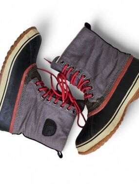 Sorel CVS 1964 Gray and Black Duck Boots with Red Laces Waterproof